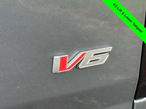 Used 2021 Chevrolet Colorado W/T w/ WT Convenience Package AWD/4WD image 32