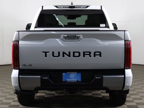 Used 2025 Toyota Tundra Limited AWD/4WD image 13