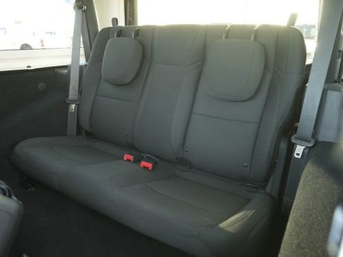 Used 2019 Jeep Wrangler Sport S image 11