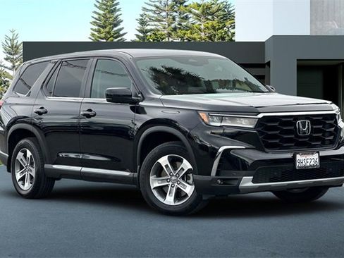 Used 2024 Honda Pilot EX-L image 2