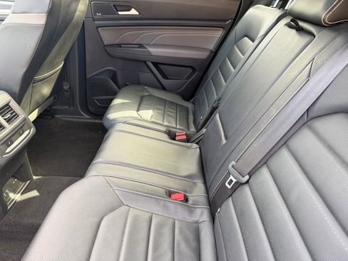 Used 2023 Volkswagen Atlas Cross Sport SEL Premium R-Line image 21