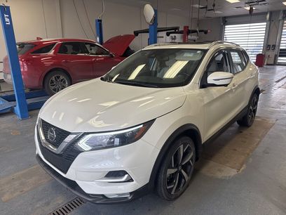 Used 2022 Nissan Rogue Sport SL w/ Premium Package