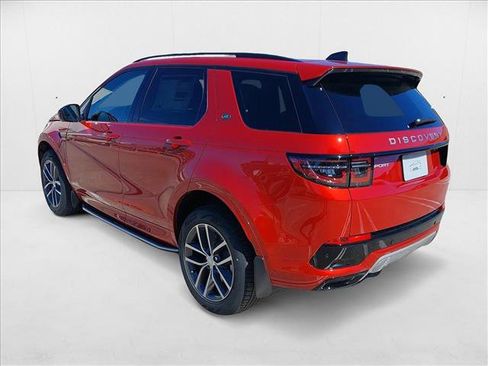 New 2025 Land Rover Discovery Sport S image 7