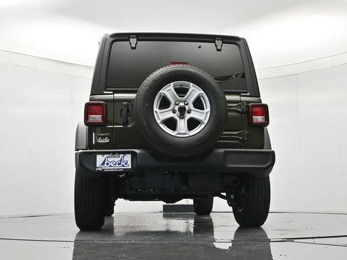 Used 2022 Jeep Wrangler Unlimited Sport AWD/4WD image 41