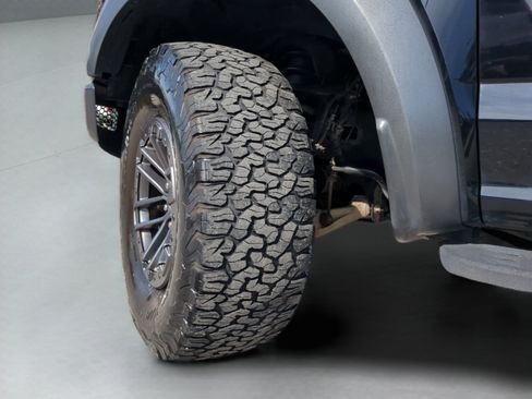 Certified 2020 Ford F150 Raptor w/ Equipment Group 802A Luxury image 66