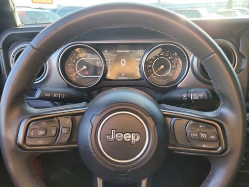 Used 2023 Jeep Wrangler Sport S image 26