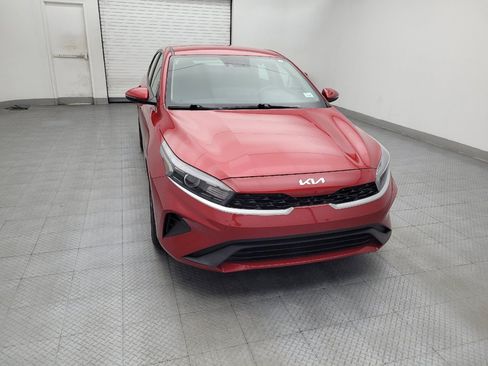 Used 2024 Kia Forte LXS w/ LXS Technology Package FWD image 14