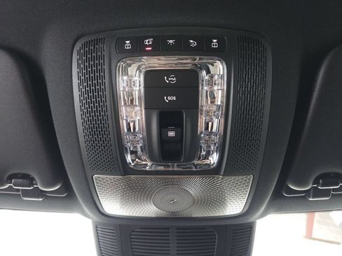 Used 2025 Mercedes-Benz GLS 450 4MATIC image 25