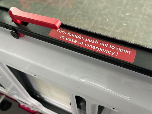 Used 2022 Mercedes-Benz Sprinter 3500 image 31