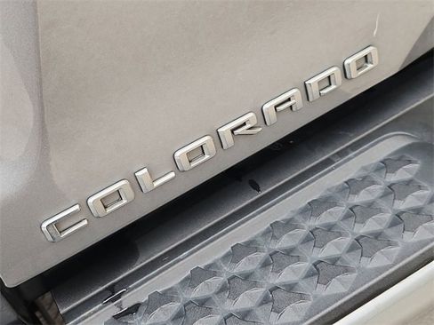 Used 2023 Chevrolet Colorado LT w/ LT Convenience Package image 30