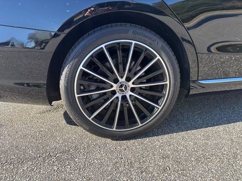 Used 2021 Mercedes-Benz C 300 Sedan w/ Premium Package image 11