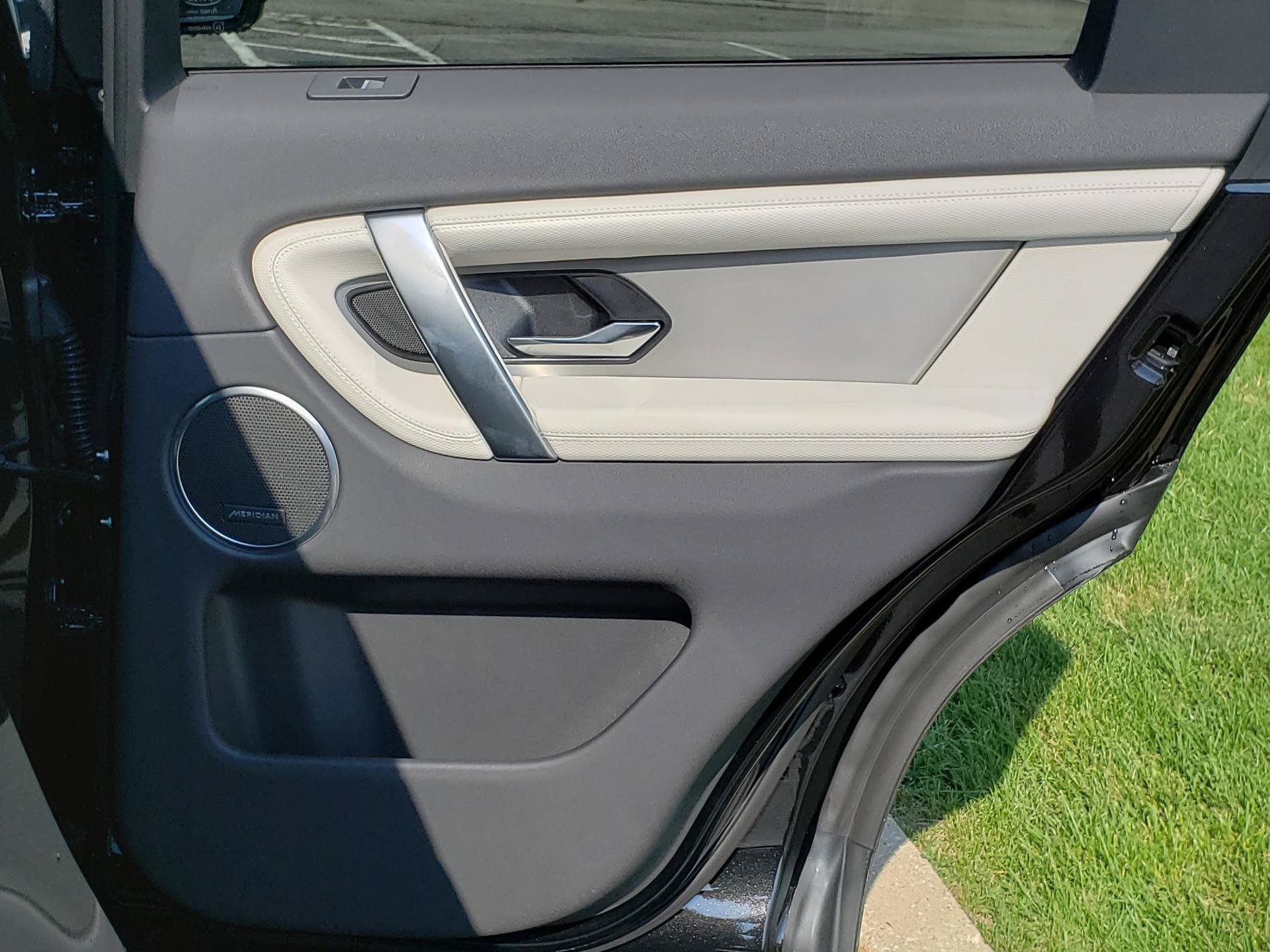 New 2026 Land Rover Discovery Sport Landmark AWD/4WD image 19
