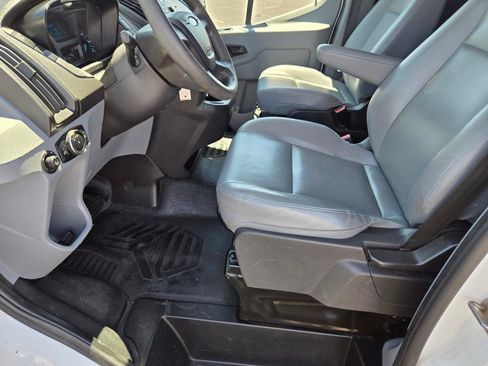 Used 2015 Ford Transit 350 XL RWD image 15