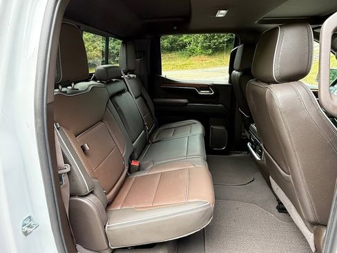 Used 2023 GMC Sierra 1500 Denali w/ Denali Reserve Package AWD/4WD image 24