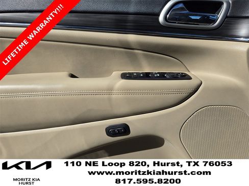 Used 2019 Jeep Grand Cherokee Limited image 25