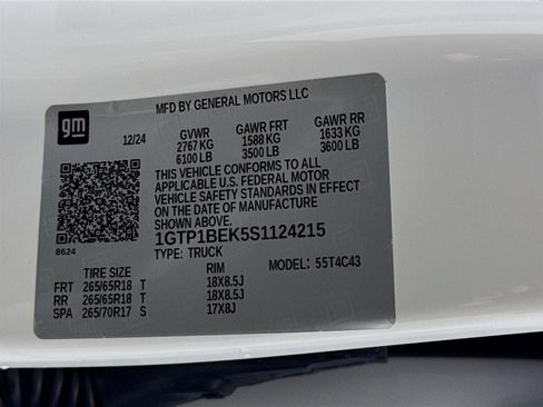 New 2025 GMC Canyon Elevation w/ Convenience Package image 32