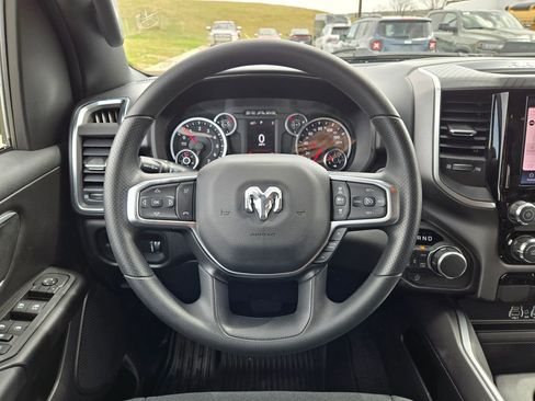 New 2026 RAM 1500 4x4 Crew Cab image 17