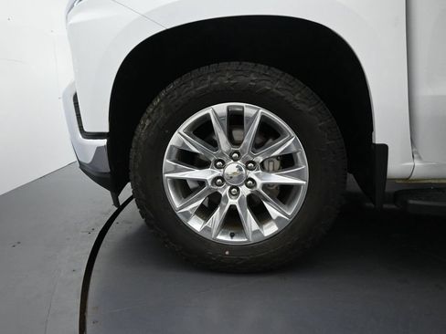 Used 2022 Chevrolet Silverado 1500 LTZ w/ Safety Package II AWD/4WD image 8