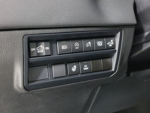 Used 2023 Toyota Tundra Limited AWD/4WD image 25