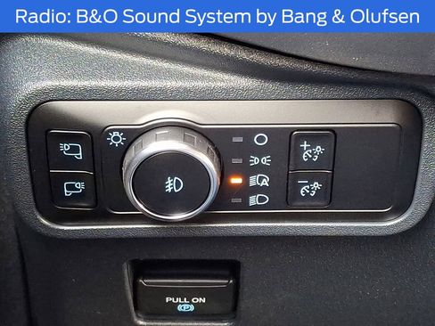 New 2025 Ford Bronco Badlands image 16