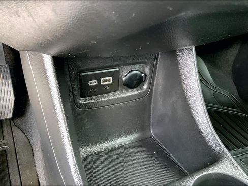 Used 2020 Chevrolet Spark LT FWD image 31