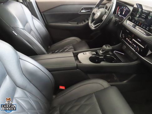 Used 2021 Nissan Rogue Platinum FWD image 25