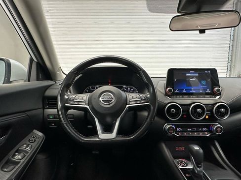 Used 2021 Nissan Sentra SV FWD image 13
