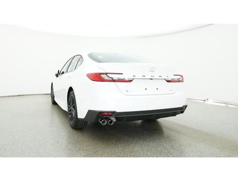 New 2026 Toyota Camry SE image 22