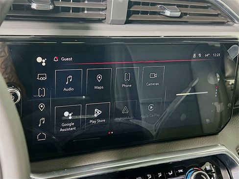 New 2026 GMC Sierra 3500 Denali w/ Denali Reserve Package image 13