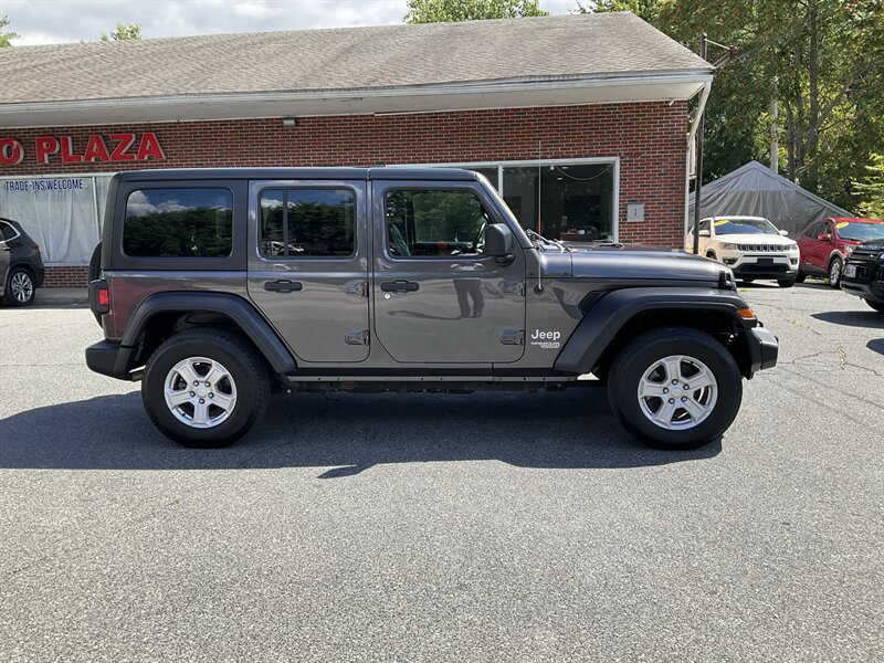 Used 2020 Jeep Wrangler Unlimited Sport S AWD/4WD image 4