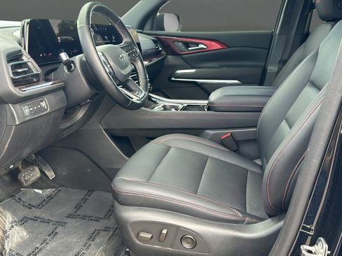 Used 2024 Chevrolet Traverse Z71 AWD/4WD image 9