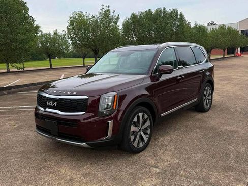 Used 2022 Kia Telluride EX w/ EX Premium Package AWD/4WD image 3
