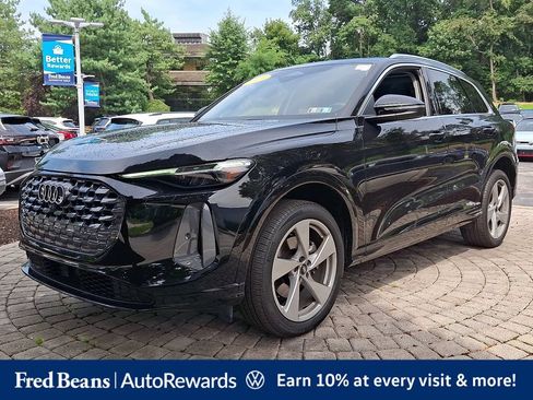 Used 2025 Audi Q5 Premium Plus w/ Premium Plus AWD/4WD image 3