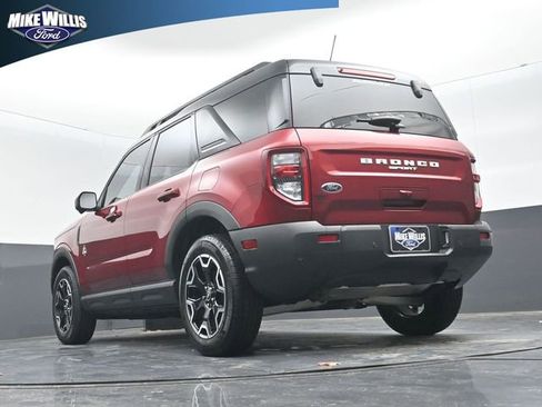 Used 2025 Ford Bronco Sport Outer Banks w/ Outer Banks Tech Package+ AWD/4WD image 21