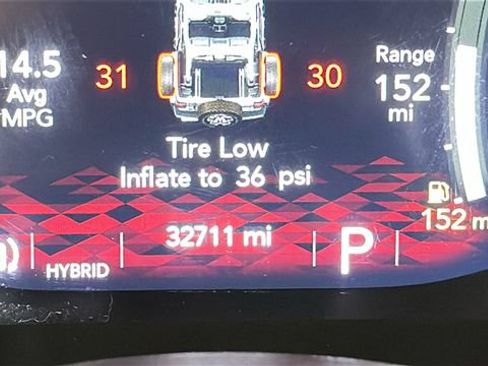 Used 2024 Jeep Wrangler Unlimited w/ Convenience Group AWD/4WD image 18