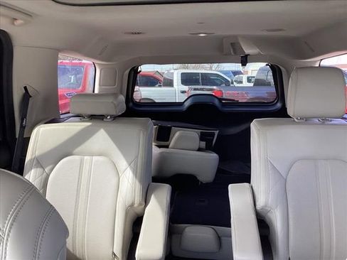Used 2020 Ford Expedition Platinum AWD/4WD image 8