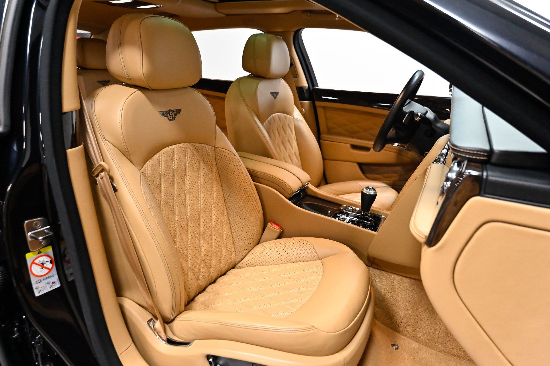 Used 2017 Bentley Mulsanne RWD image 21