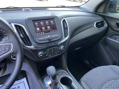 Used 2023 Chevrolet Equinox LT FWD image 23