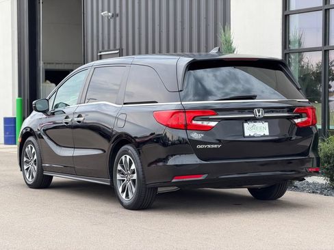 Used 2023 Honda Odyssey EX-L image 3