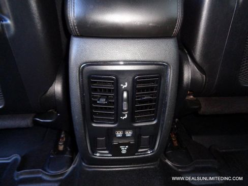 Used 2020 Jeep Grand Cherokee Limited image 20