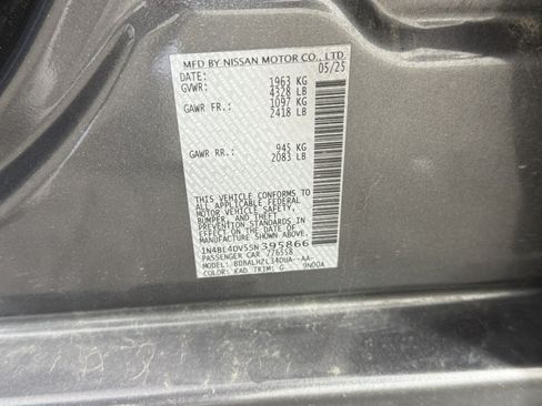 Used 2025 Nissan Altima 2.5 SV FWD image 20
