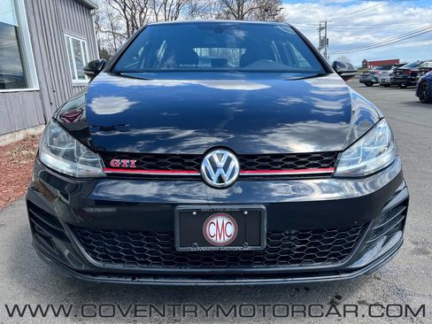 Used 2019 Volkswagen Golf 4-Door image 3