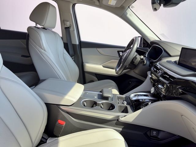 Used 2023 Acura MDX w/ Technology Package AWD/4WD image 30
