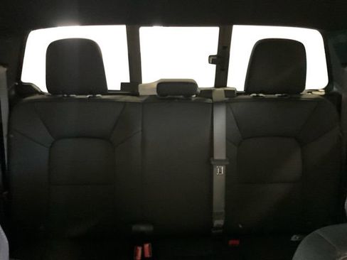 New 2025 GMC Canyon Elevation w/ Convenience Package image 14