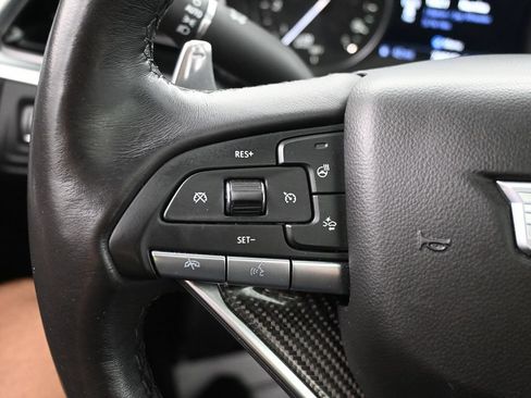 Used 2024 Cadillac XT6 Sport w/ Technology Package AWD/4WD image 25