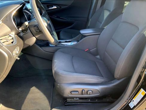 Used 2020 Chevrolet Malibu LT image 8