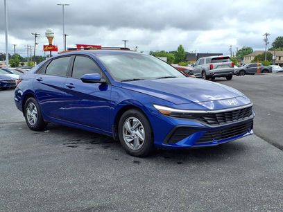 Certified 2024 Hyundai Elantra SE