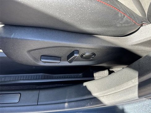 Used 2024 Ford Edge ST w/ Equipment Group 401A image 17