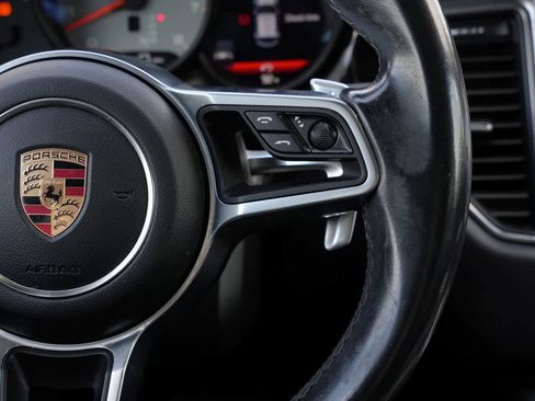 Used 2017 Porsche Macan S AWD/4WD image 8