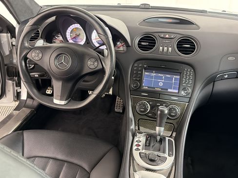 Used 2009 Mercedes-Benz SL 63 AMG image 27